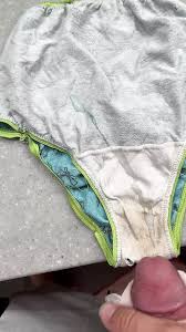 Free cum in small panties - male 720p HD porn videos