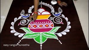 But idon't know even how to put dots. Makar Sankranti 2021 Kolam Designs Best Rangoli Patterns To Try For Pongal 2021 Sankranti Ratham Muggulu With Dots Version Weekly