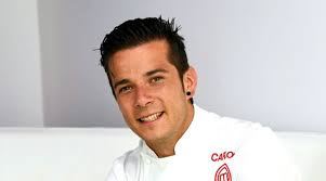 Carlos ganó mastrechef 3 y cambió toda su vida, de ahí paso a formarse en la artes culinarias del basque culinary center cursando un máster en cocina, técnica y producto. Las Mejores Recetas Para El Verano De Carlos Ganador De Masterchef