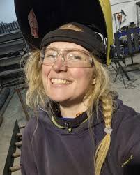 Meet Maddie McConomy a true metal head! Maddie's back up plan after a year  being a lifty, was to go to school to learn welding. One thing led to  another and she's