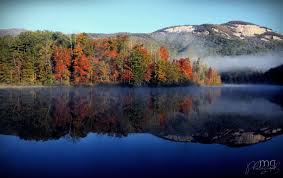 Table Rock Sc Tablerock Mountains Mountainsouthcarolina Beautifulhomes Homes Decor Interiors Interiordesi Table Rock Beautiful Table Natural Landmarks