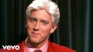 Daniel Glossenger's Instagram, Twitter & Facebook