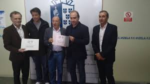 O fc vizela é o recordista de presenças na iiª divisão b portuguesa (atualmente denominado de campeonato de portugal). Formacao Do Fc Vizela Recebe Certificado 4 Estrelas