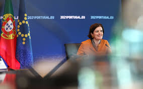 Jul 08, 2021 · o concelho de constância, que se encontrava na semana passada no grupo de 19 em risco muito elevado, passou a estar em risco elevado. Portugal Com 27 Concelhos Em Situacao De Risco Elevado E 33 Com Risco Muito Elevado O Jornal Economico