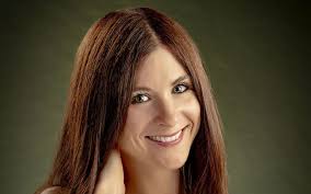 Aurora mulligan wiki is a tale of bbc experience and romance with friends' star, matt leblanc. Aurora Mulligan Bio Net Worth Family Friends Boyfriend Age Bioagewho Co