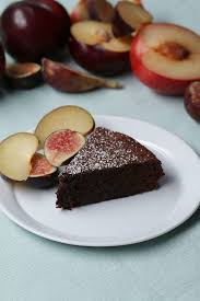 Need A Quick Dessert In A Pinch This Chocolate Cake Only Has Two Ingredients In 2020 Quick Desserts Two Ingredient Cakes Desserts