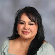 Katherine Dent's Instagram, Twitter & Facebook