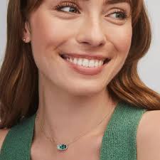 Kendra Scott Elisa Gold Short Pendant Necklace In London Blue