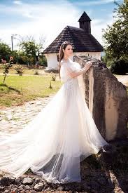 Mối quan hệ giữa nhà thiết kế lý quí khánh và nam ca sĩ quang vinh từ lâu đã trở thành tâm điểm quang vinh và lý quí khánh là bạn tri kỷ hơn 10 năm. Ly Nha Ká»³ Hoa Cong Chua Giá»¯a Lau Ä'ai Chau Au Giáº£i Tri Bao Nghá»‡ An Ä'iá»‡n Tá»­ Vay CÆ°á»›i Dai Phong Cach Thá»i Trang Cong Chua