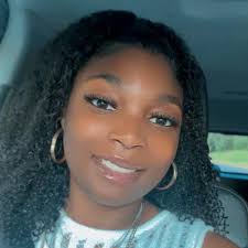 Charis Veney and Justus Drakeford's Wedding Website