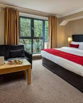 Are any cleaning services offered at jurys inn dublin parnell street? Jurys Inn Dublin Parnell Street Dublin Ireland Compare Deals