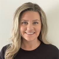 Stephanie Teets's Instagram, Twitter & Facebook