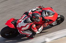 The ducati 959 panigale 2021 price in the malaysia starts from rm 100,900. Ducati Panigale V4 And V4s Superbike Arrives In Malaysia Automacha