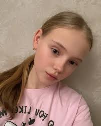 Szia boldog születésnapot kívánok 🎂❤️😘. Elfogadsz ajándéknak engem???❤️❤️