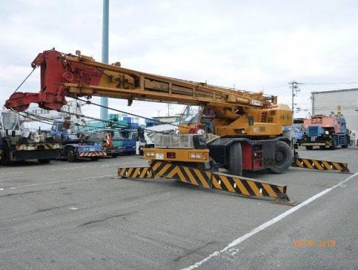 Tadano TR-250M-6 Rough Terrain Crane