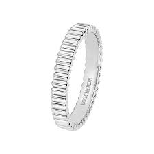 They can help you find the perfect gold wedding gown in petite through plus sizes. Grosgrain White Gold Wedding Band White Gold Grosgrain Boucheron