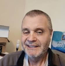 Cheers! 🥂 Happy (early) Birthday to my dear friend Heather Abraham! Thank  you for sharing your bright light with all of us. ❤️ And for giving us an  excuse to have 41