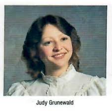 Molly Ringwald's early life and family background