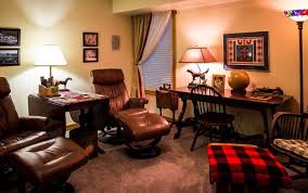 Fade repair due to exposure to sunlight or just a general wear over time, the original color of leather may fade. How To Fix Faded Leather Sofa 2 Methods That Work Krostrade