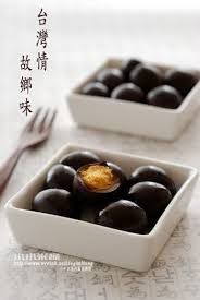 braised quail eggs 鐵蛋 taiwanese food food steamed eggs