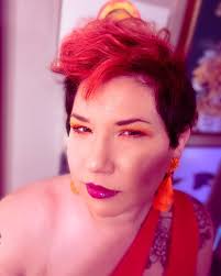 What's up Danger? Don't be a stranger!” Trying out the new  @dangerjonescreative colors and I'm in love 🧡 @cosmoprofrichland