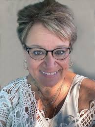 Carolyn Reyna's Instagram, Twitter & Facebook