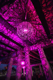 Old Bike Parts Turned Into Impressive Chandeliers Recycled Bike Parts Creative Lamps Diy Lamp