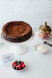 Choose your favorite gateaux designs and purchase them as wall art, home decor, phone cases, tote bags, and more! Rezept Fur Eine Gateau Au Chocolat Hey Foodsister