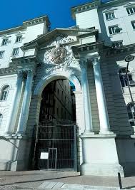 Sistema integrado de administracao da receita estadual oferece atraves da secretaria de estado de fazenda mg diversos servicos aos contribuintes. Lateral Do Predio Da Secretar Secretaria Da Fazenda Do Estado Do Rio Grande Do Sul Sefaz Rs Office Photo Glassdoor