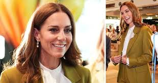 Princess Kate wears Victoria Beckham suit as she makes surprise appearance 