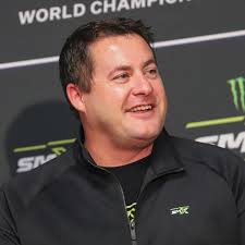 Triumph Motorcycles and Bobby Hewitt Mutually Part Ways First reported by  Steve Matthes (@PulpMX) last week, Triumph Motorcycles and Bobby Hewitt  have mutually parted ways, effective immediately. Hewitt served as the Team