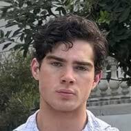 Axel Martinez Edad, Familia, Biografía