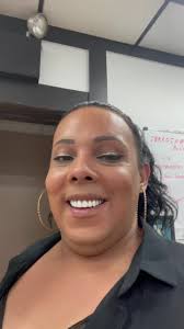 Death becomes her!!!#sittingonthetoilet