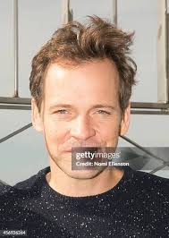 62 Peter Sarsgaard Shelly Rubin And Donald Light The Empire State Building  Red To Celebrate The Rubin Museums 10th Anniversary Photos & High Res  Pictures