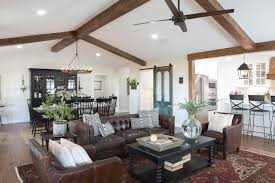 Photos Hgtv S Fixer Upper With Chip And Joanna Gaines Hgtv Farm House Living Room Fixer Upper Living Room Modern Farmhouse Living Room