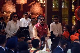 Sung by shakthisree gopalan.music composed by jey raggaveindra. See Pics Inside The 100m Wedding Of Indian Heiress Isha Ambani Her World Singapore