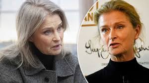 Värd för årets gala var återigen emma molin, från. Lena Endre Har Misstankt Corona Isolerad I Fem Ve Lena Endre Shotoe