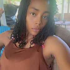 Military couples seeking deployment advice for new moms