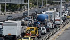 Δες σε χάρτη τι κίνηση έχουν τώρα, live, οι δρόμοι της αθήνας στο δείτε επίσης. Kinhsh Stoys Dromoys Mpotiliarisma Ston Khfiso Fwto