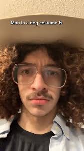 Живет С Парнем Который В Костюме Собаки