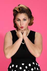 How To Transform Yourself Into A Sexy Pin-Up Girl -