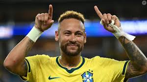 2.700m² de área de lazer, 45 andares, apês de R$ 52 milhões: como é o 'Prédio do Neymar', condomínio de luxo na cidade catarinense TOP1 do ranking imobiliário nacional