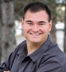 Robert Labrie's Instagram, Twitter & Facebook