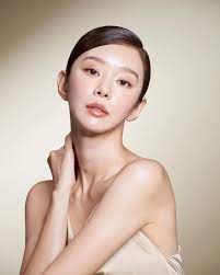 Lee Joo-bin - IMDb