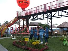 Nama taman sakura berkaitan dengan k. Bukit Sakura Lampung Rute Lokasi Tiket Masuk Penginapan Gambar