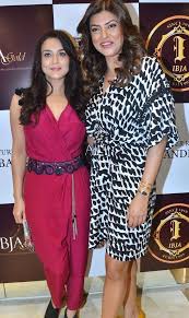 Image result for sushmita sen with minissha lamba