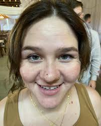 Maddie doesn't post photos of herself enough, so I've gotta do it (feel  free to tell her how pretty she is 😉)