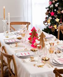 une deco de table en rose et dore pour noel shake my blog decoration table de noel table de noel deco table noel