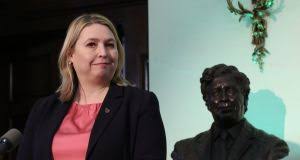 Fintan O Toole History Of Ireland And England Deserves Better Than Egregious Nonsense