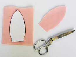 Sketching and blocking out the face and body is here is an easy fox drawing tutorial to try. Diy Flower Halloween Dog Costume How Tos Diy